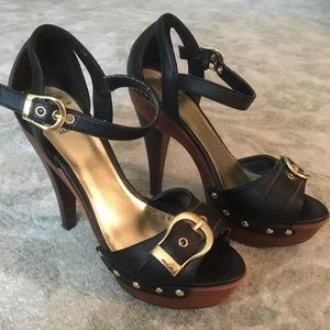 Extra high heel shoes